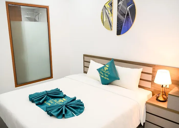 Hong Ngoc 3* Hạ Long